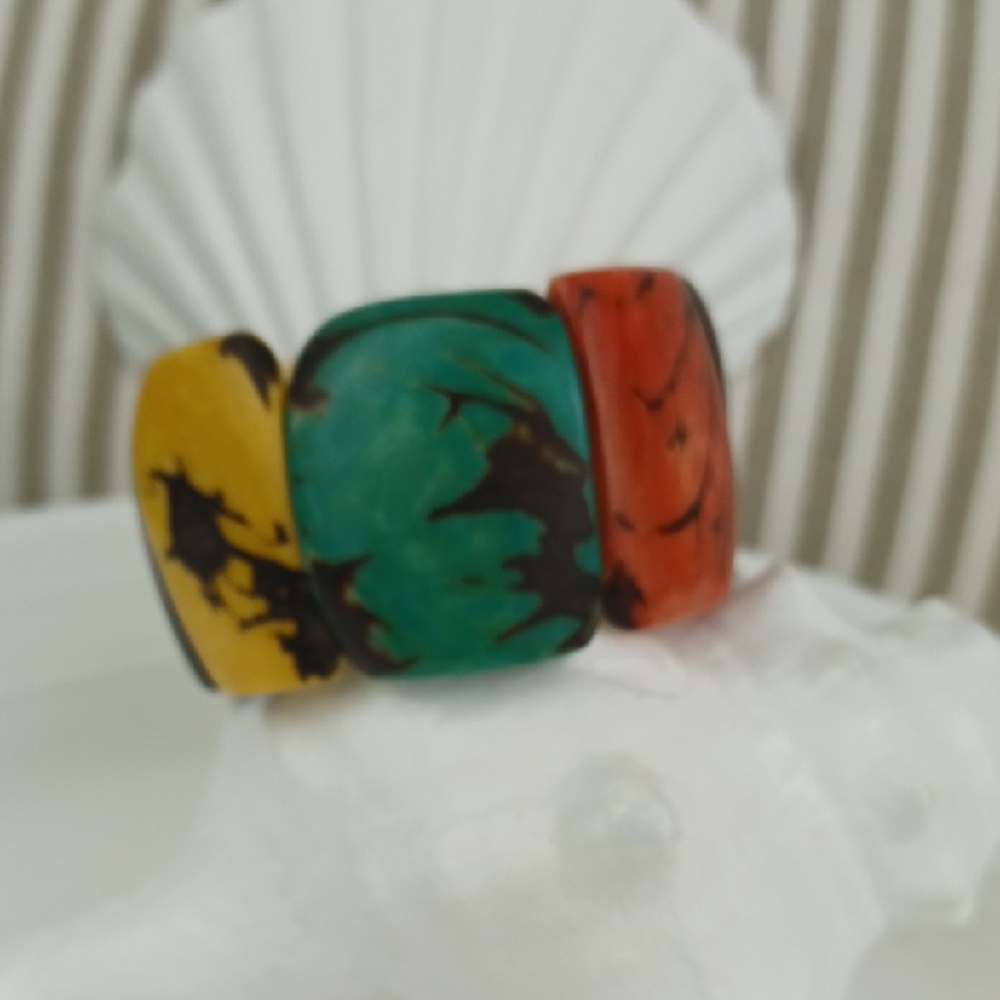 Vibrant Resin Faux Stone Stretch Bracelet